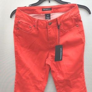 🆕 Petite Needle & Cloth Rust color Capris Size 4P